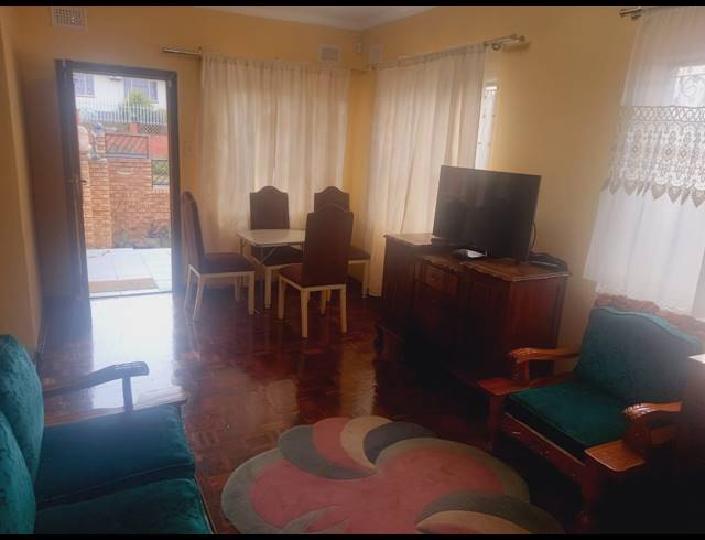 5 BEDROOM FREEHOLD FOR SALE IN NEWHOLME